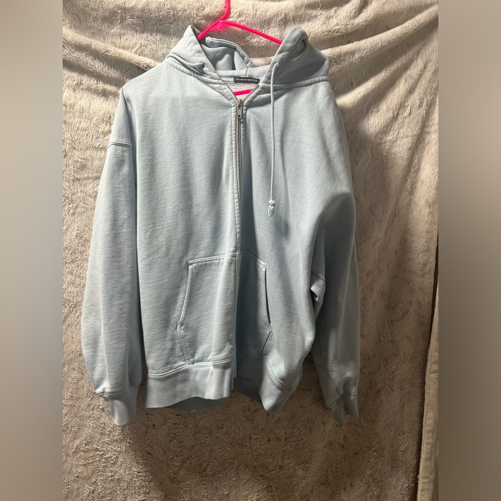 Brandy Melville sweater